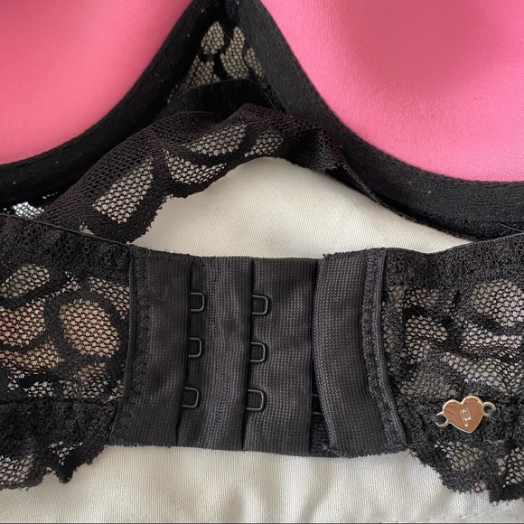 PINK HALTER LACE BRALETTE - Picture 3 of 4